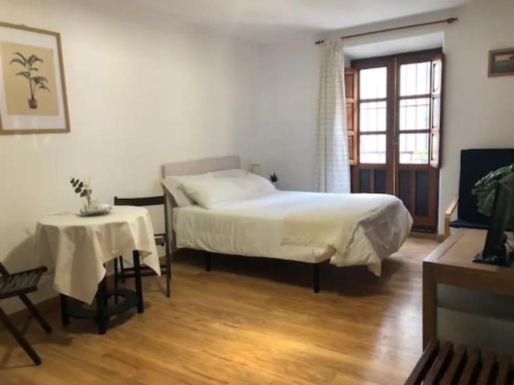 Apartamento Completo Reformado En Arco De Elvira - Centro Granada Bagian luar foto